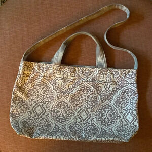 Banana Republic cotton Beach Bag.